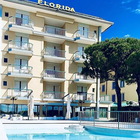 Hotel Florida Лидо-ди-Езоло Экстерьер фото