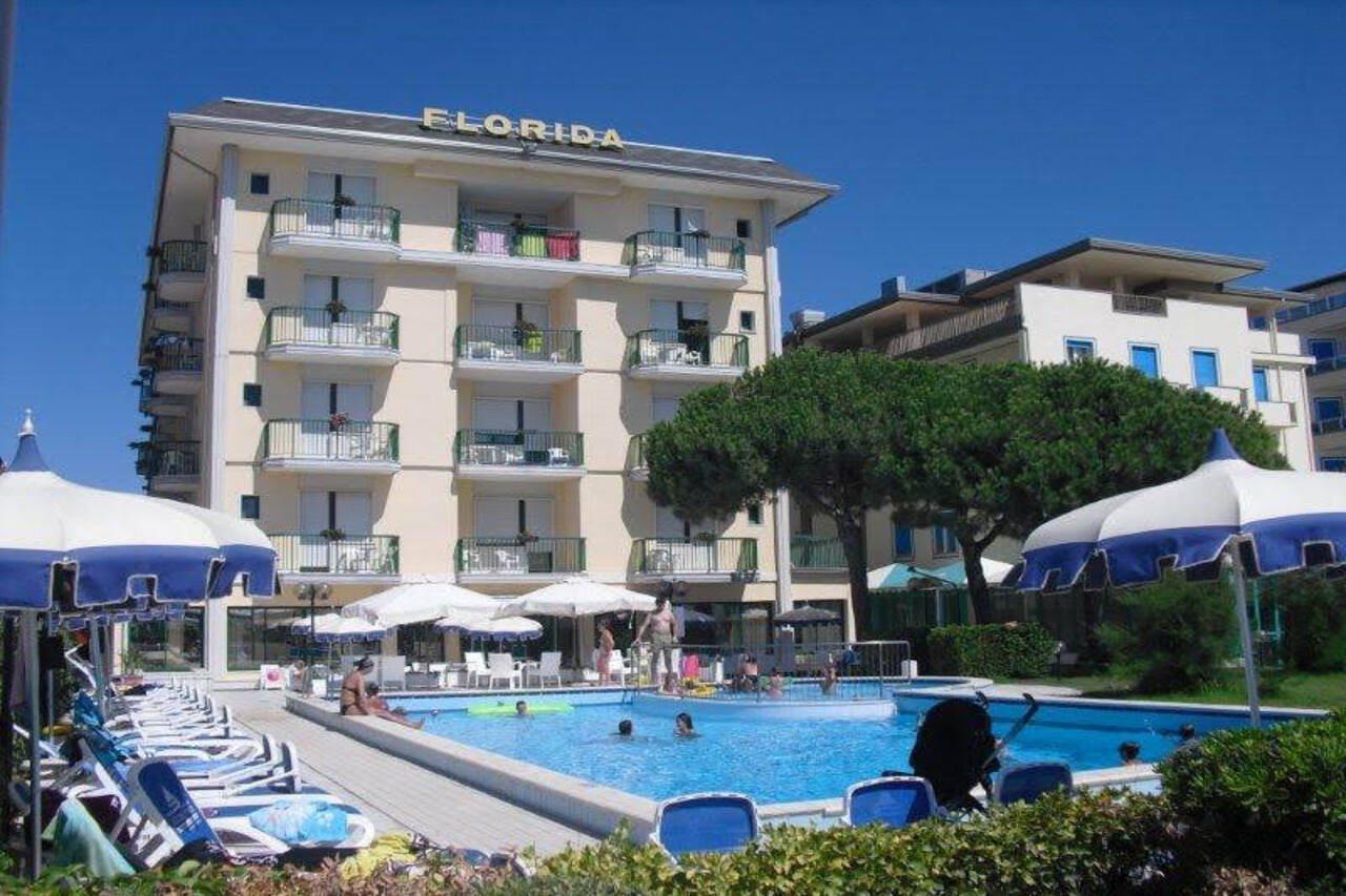 Hotel Florida Лидо-ди-Езоло Экстерьер фото